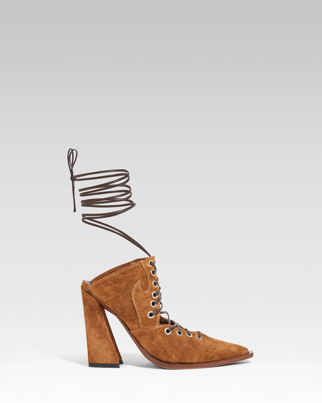 LA PAZ Women's Low Boots in Camel Suede